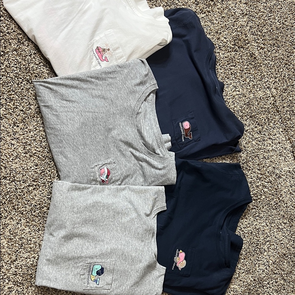 Navy, Gray, and White long sleeve L Holiday  T-Shirts Vineyard Vines  (5)